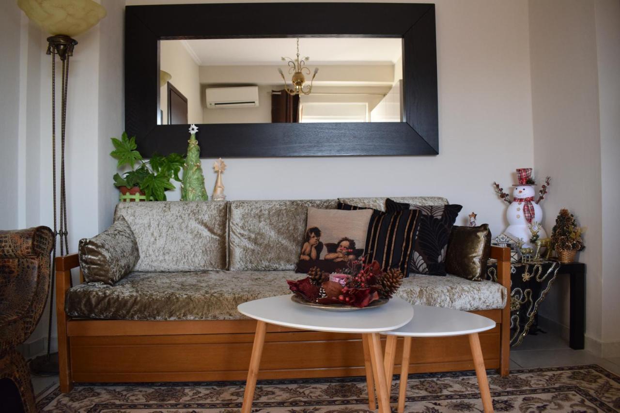 Five Stars In Trikala Apartment Exterior photo